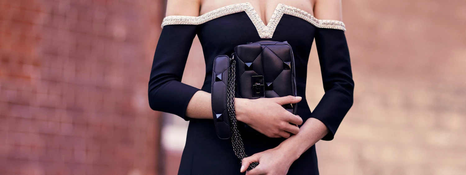 Valentino Bags store online -Valentino Bags store online 2dd51fde a30a 4070 a492 f08b2d7776e3